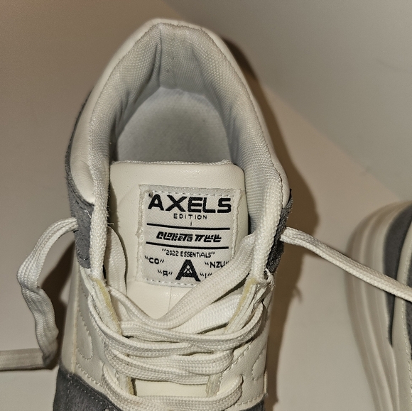Axel Arigato White and Gray Sneakers main image 16